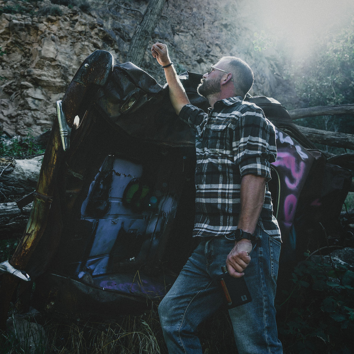 Black Silicone Double Shot 240mL Glass Flask for men